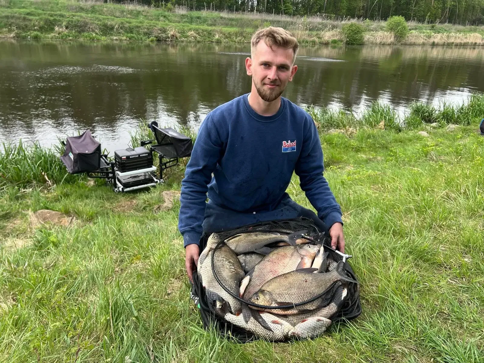 Bartosz Korban triumfuje na Kanale Żerańskim: Sukcesy w Traper Cup 2024